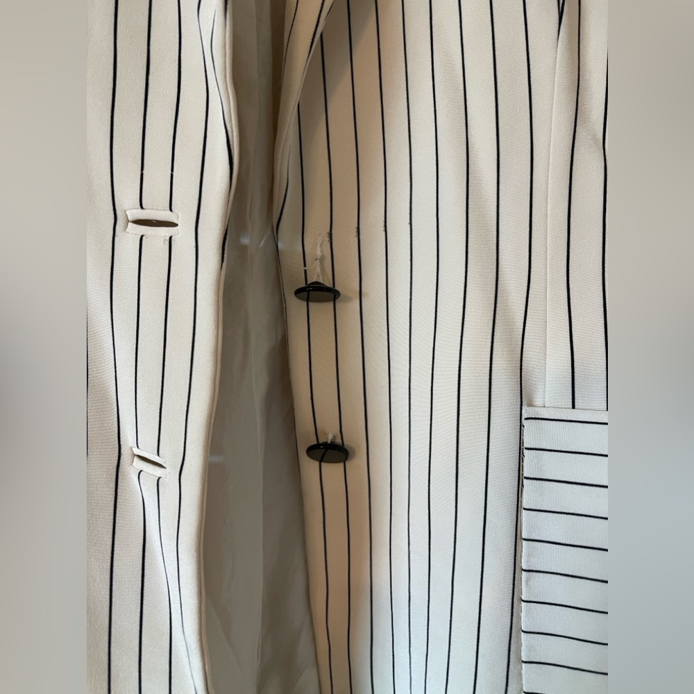 Eric Gaskins 100% silk blazer - Picture 6 of 10